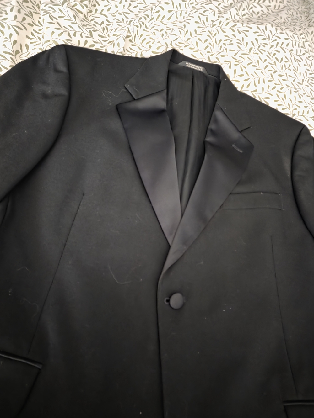 Stafford Black Satin-Lapel Tuxedo Jacket